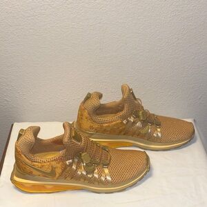 Nike Women's Shox Gravity